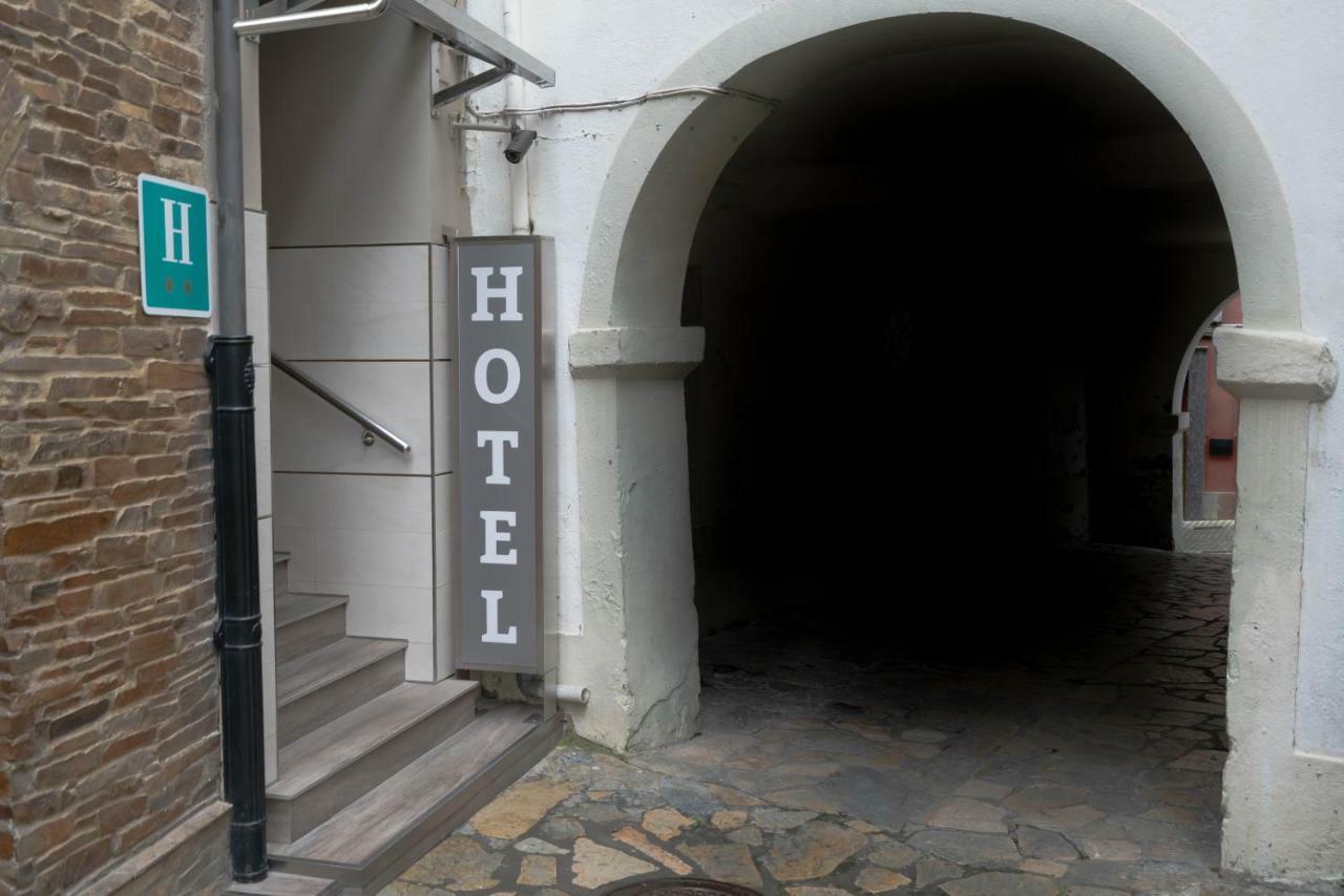 Hotel Arco นาเวีย ภายนอก รูปภาพ