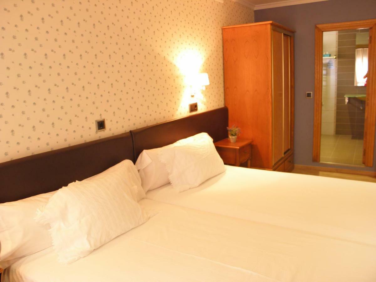 Hotel Arco นาเวีย ภายนอก รูปภาพ
